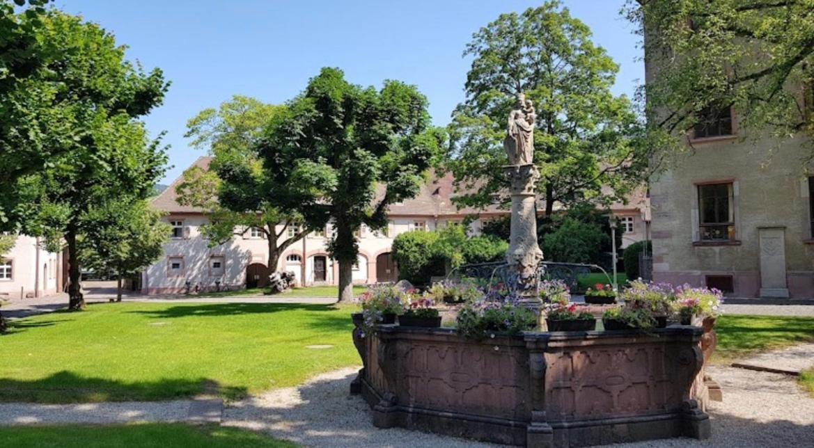 Eckberg Near Centre & Nature *